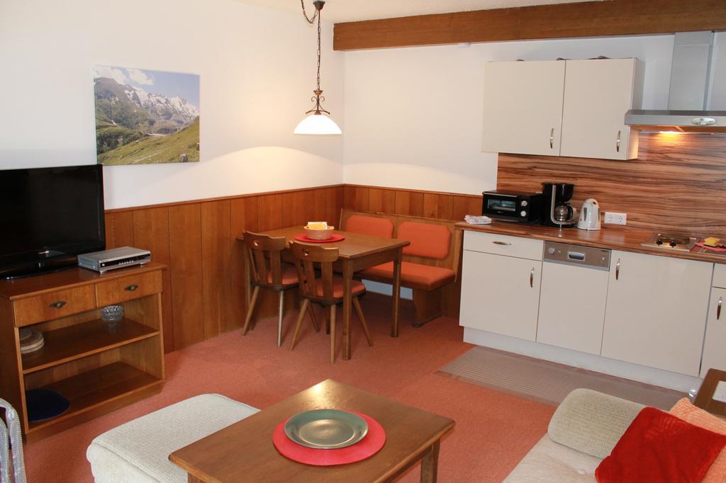 Apphaus Sonne Apartment ไฮลิเกนบลูท ห้อง รูปภาพ